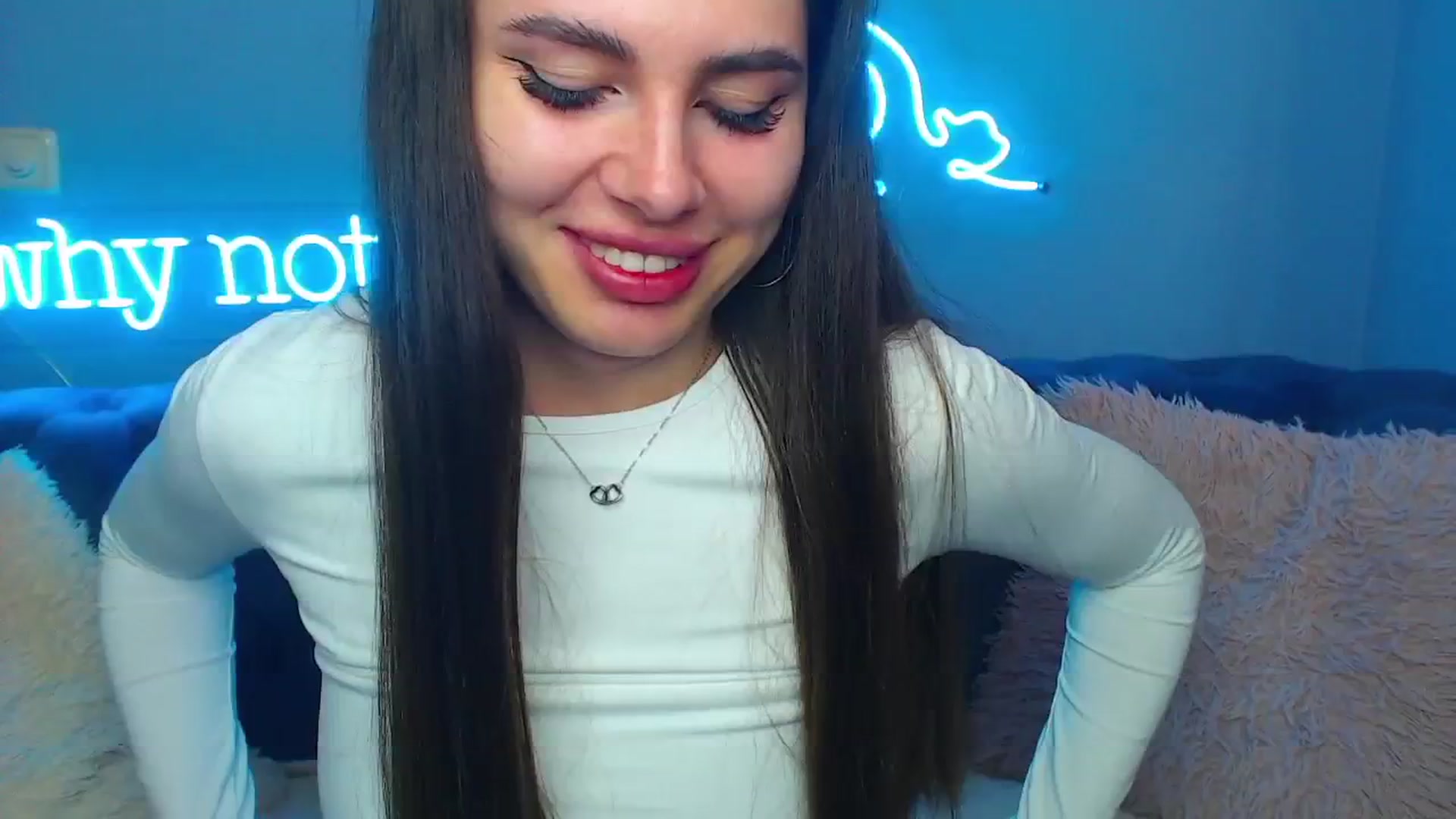 Gallery image thumbnail from ViolinaLove's myfreecams stream on, 06/16/2025, 10:59 image 14 of 20