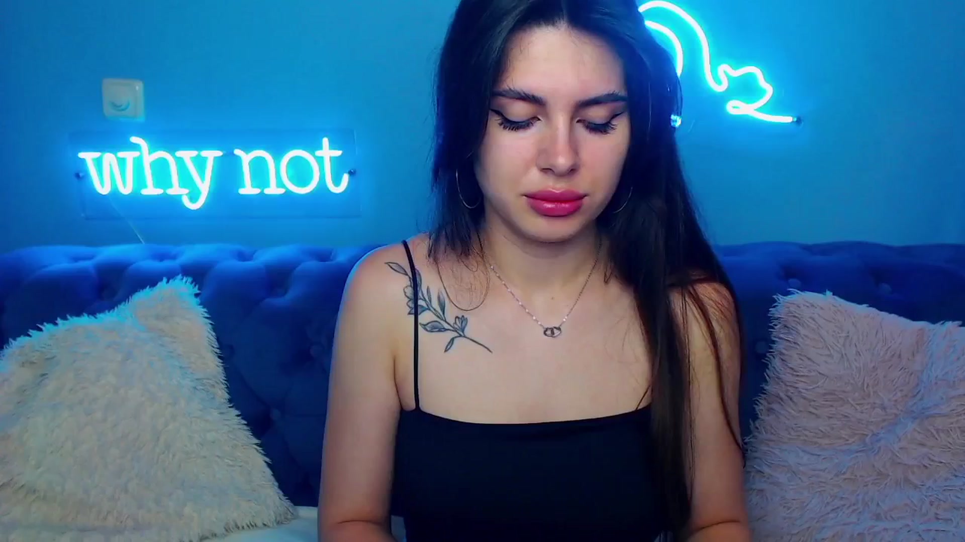 Gallery image thumbnail from ViolinaLove's myfreecams stream on, 06/29/2025, 10:59 image 20 of 20