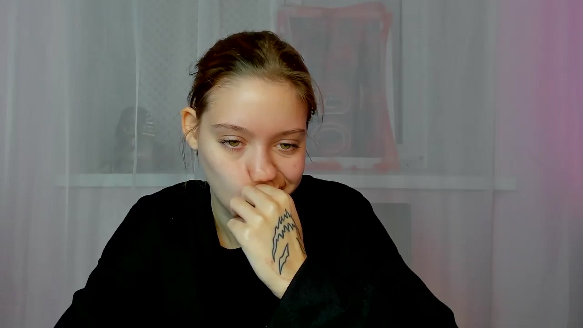 Gallery image thumbnail from VioricaMc's myfreecams stream on, 10/27/2025, 11:04 image 6 of 20