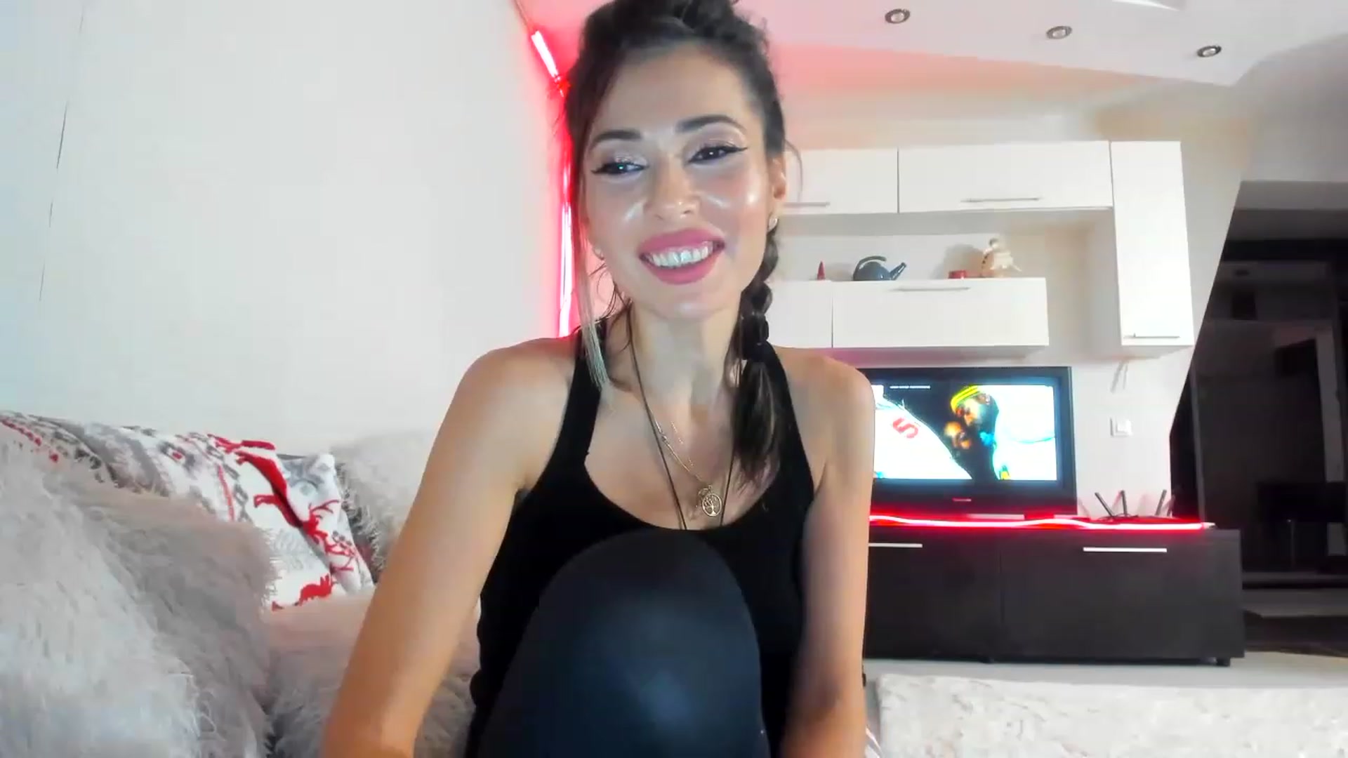 Gallery image thumbnail from VirginAt108's myfreecams stream on, 01/18/2023, 24:02 image 9 of 20