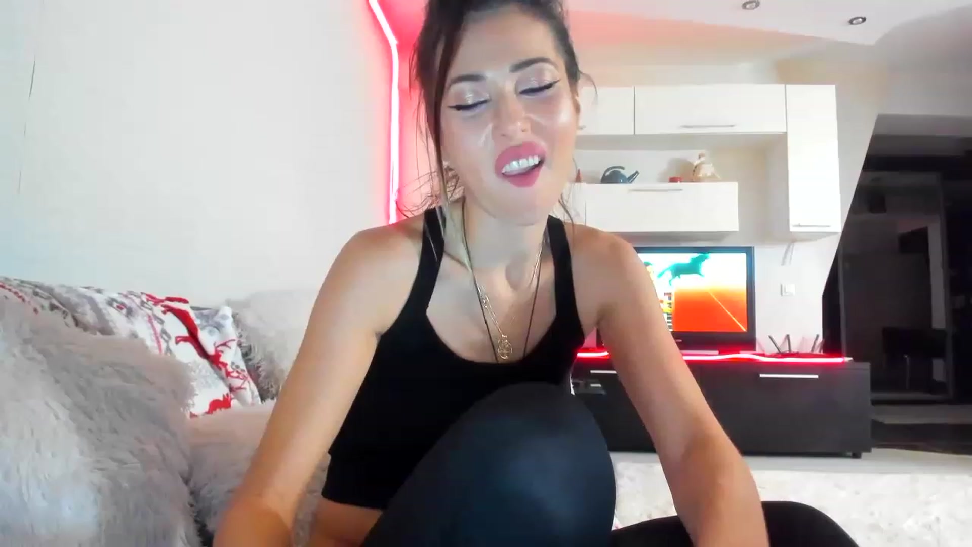 Gallery image thumbnail from VirginAt108's myfreecams stream on, 01/18/2023, 24:02 image 2 of 20
