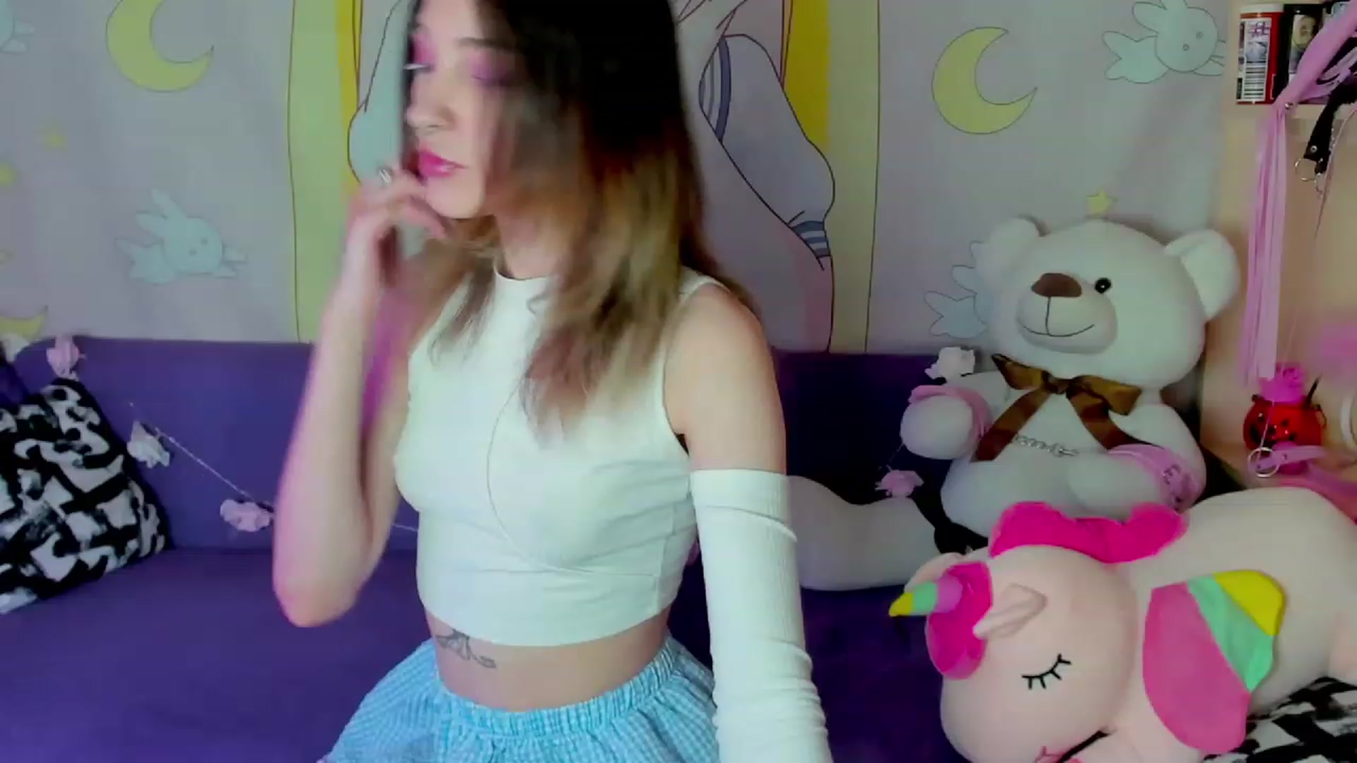Gallery image thumbnail from Virgin_Adara's myfreecams stream on, 04/13/2023, 05:08 image 9 of 20
