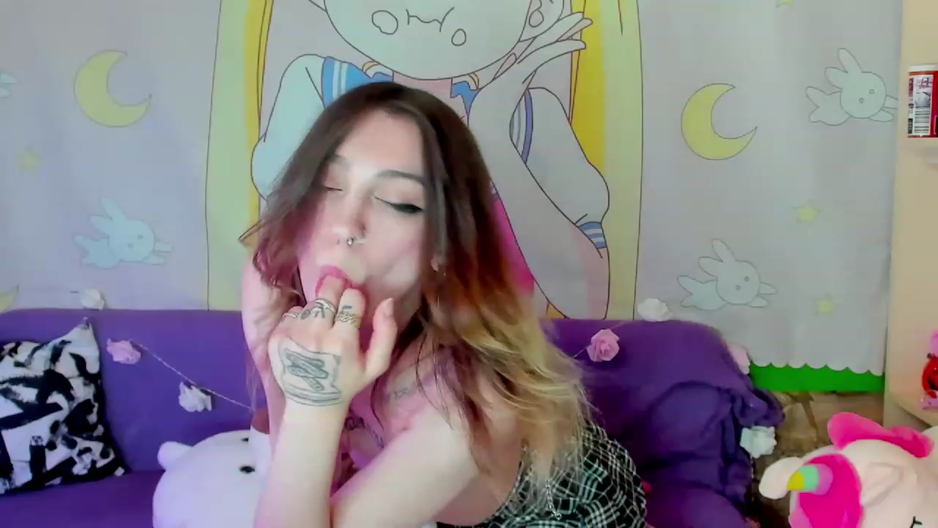 Gallery image thumbnail from Virgin_Adara's myfreecams stream on, 05/01/2023, 05:52 image 18 of 20