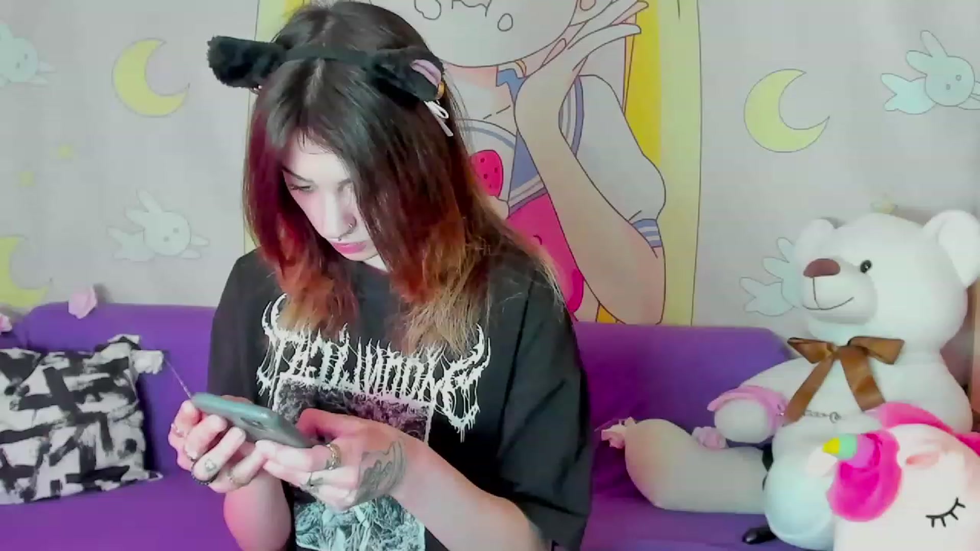 Gallery image thumbnail from Virgin_Adara's myfreecams stream on, 05/24/2023, 06:43 image 6 of 20