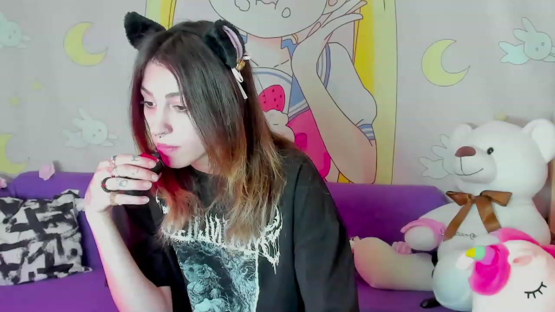 Gallery image thumbnail from Virgin_Adara's myfreecams stream on, 05/24/2023, 06:43 image 14 of 20