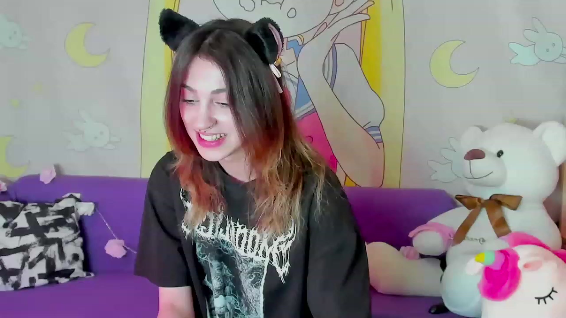 Gallery image thumbnail from Virgin_Adara's myfreecams stream on, 05/24/2023, 06:43 image 10 of 20