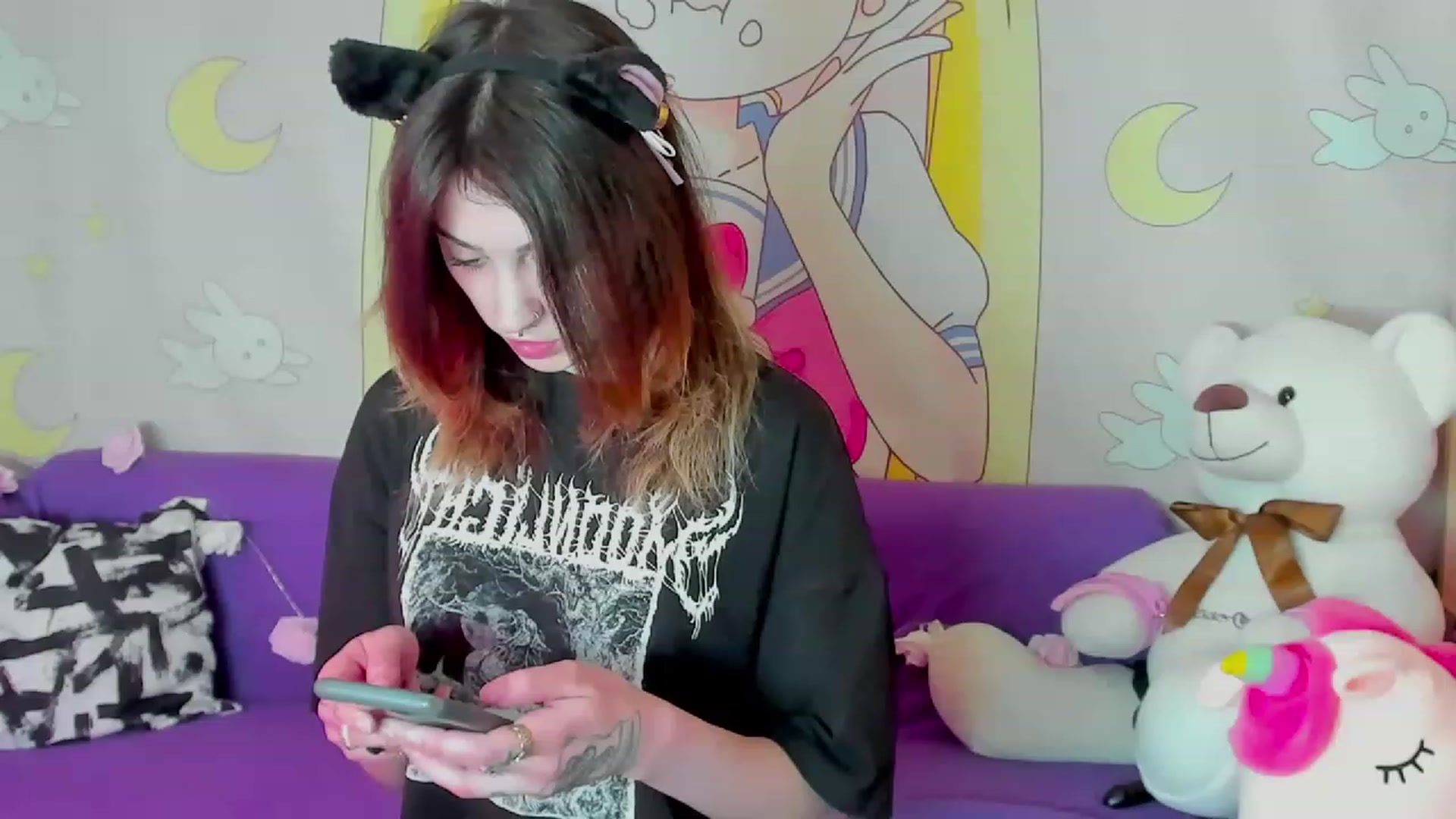 Gallery image thumbnail from Virgin_Adara's myfreecams stream on, 05/24/2023, 06:43 image 15 of 20