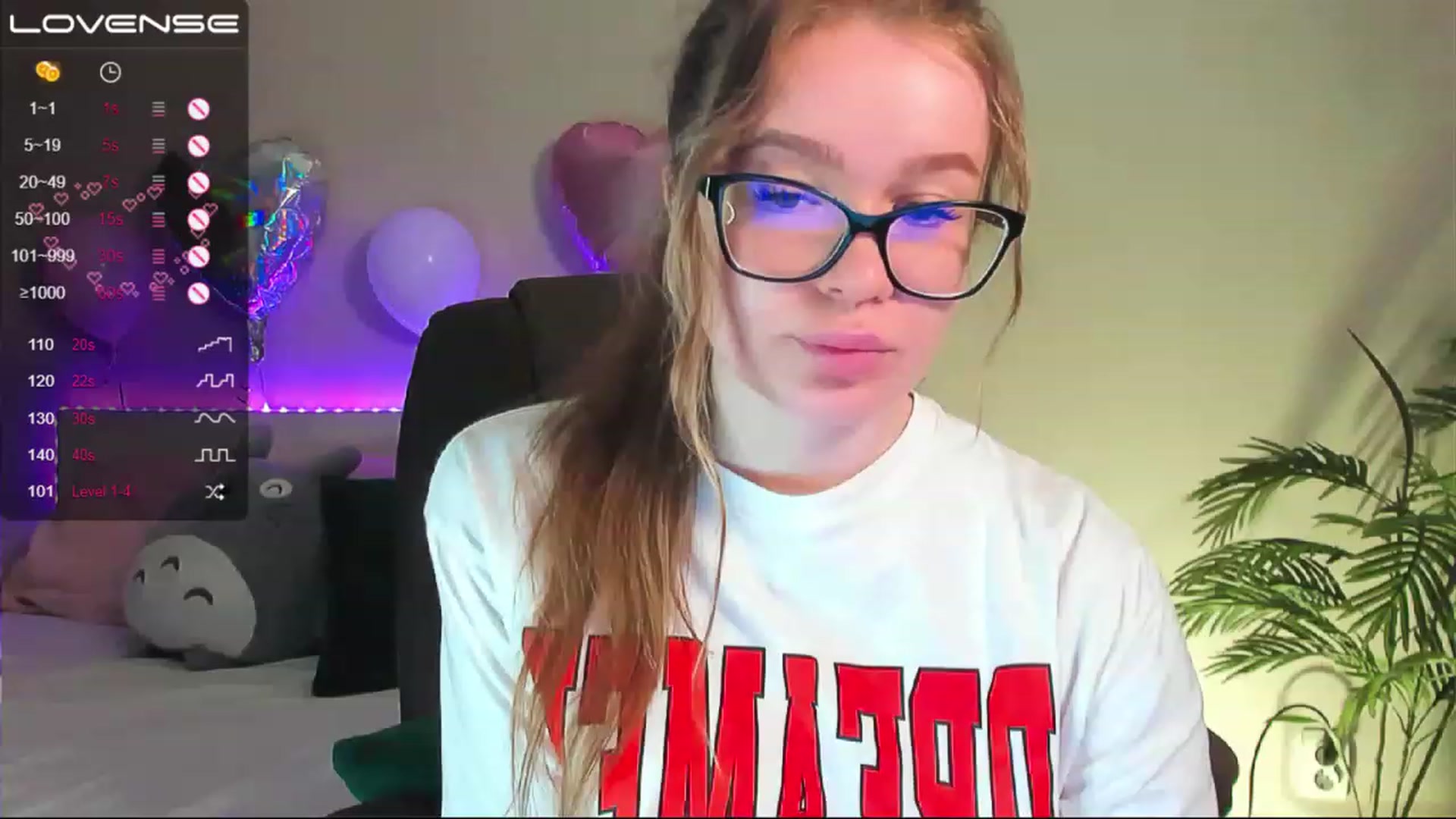 Gallery image thumbnail from VirtualGirl_'s myfreecams stream on, 02/22/2023, 23:26 image 4 of 20