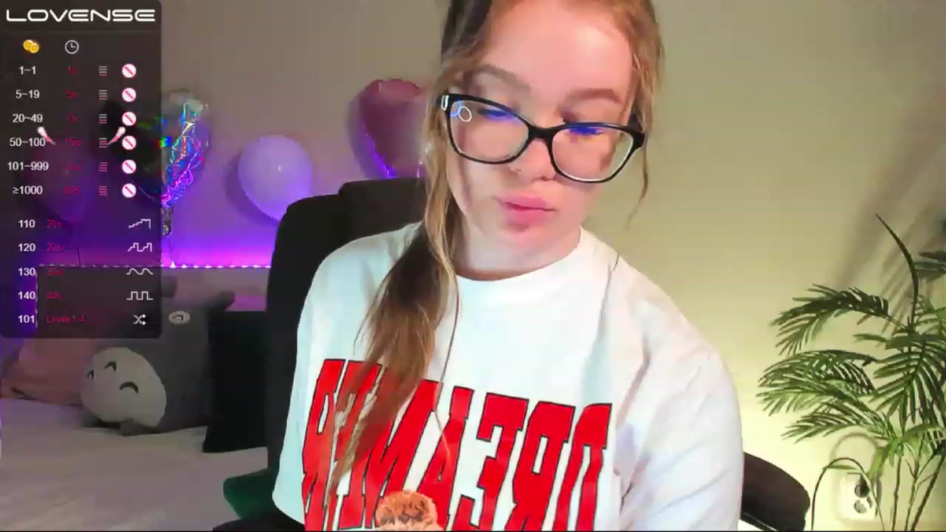 Gallery image thumbnail from VirtualGirl_'s myfreecams stream on, 02/22/2023, 23:26 image 5 of 20