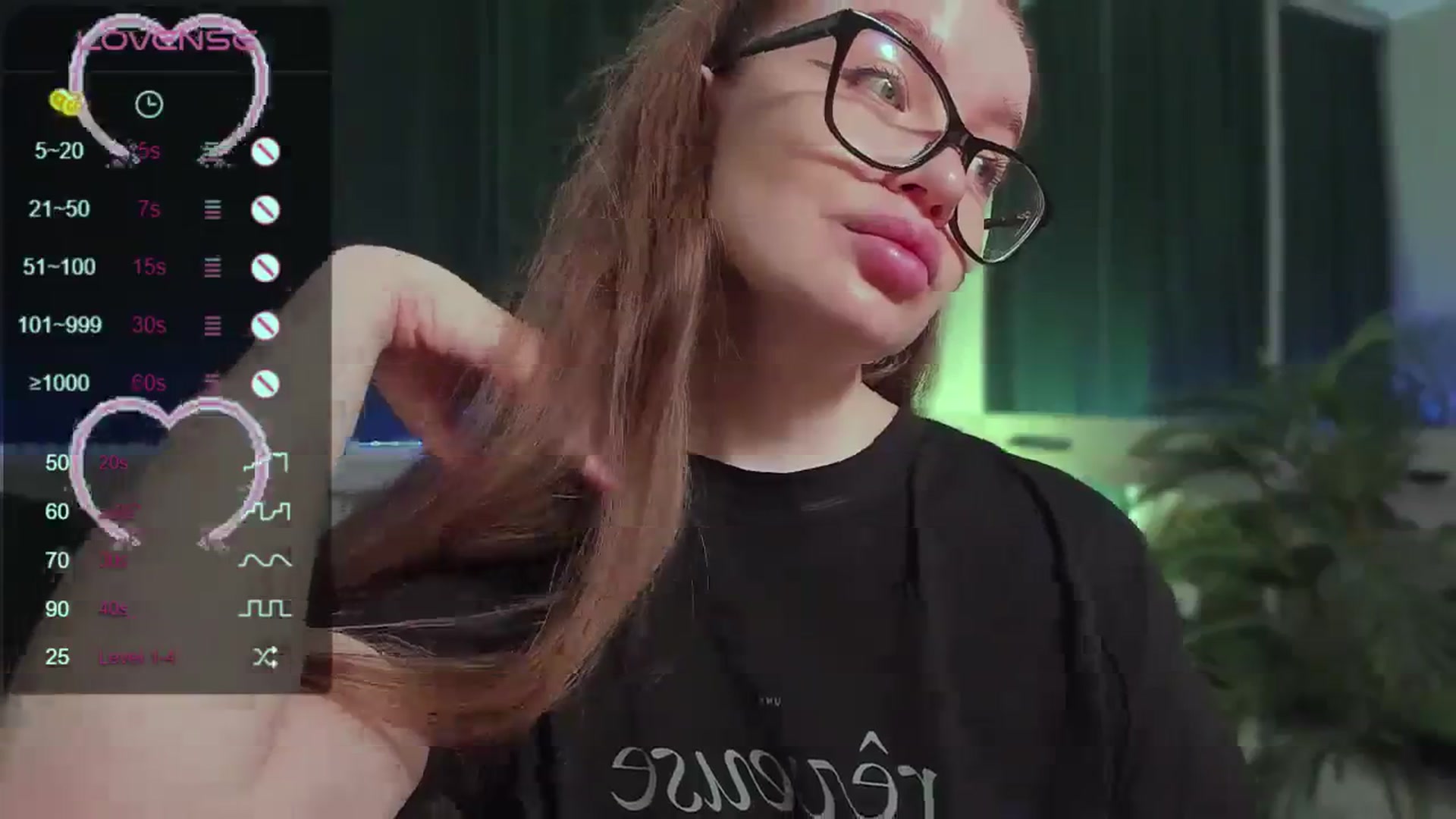 Gallery image thumbnail from VirtualGirl_'s myfreecams stream on, 08/29/2023, 22:09 image 13 of 20
