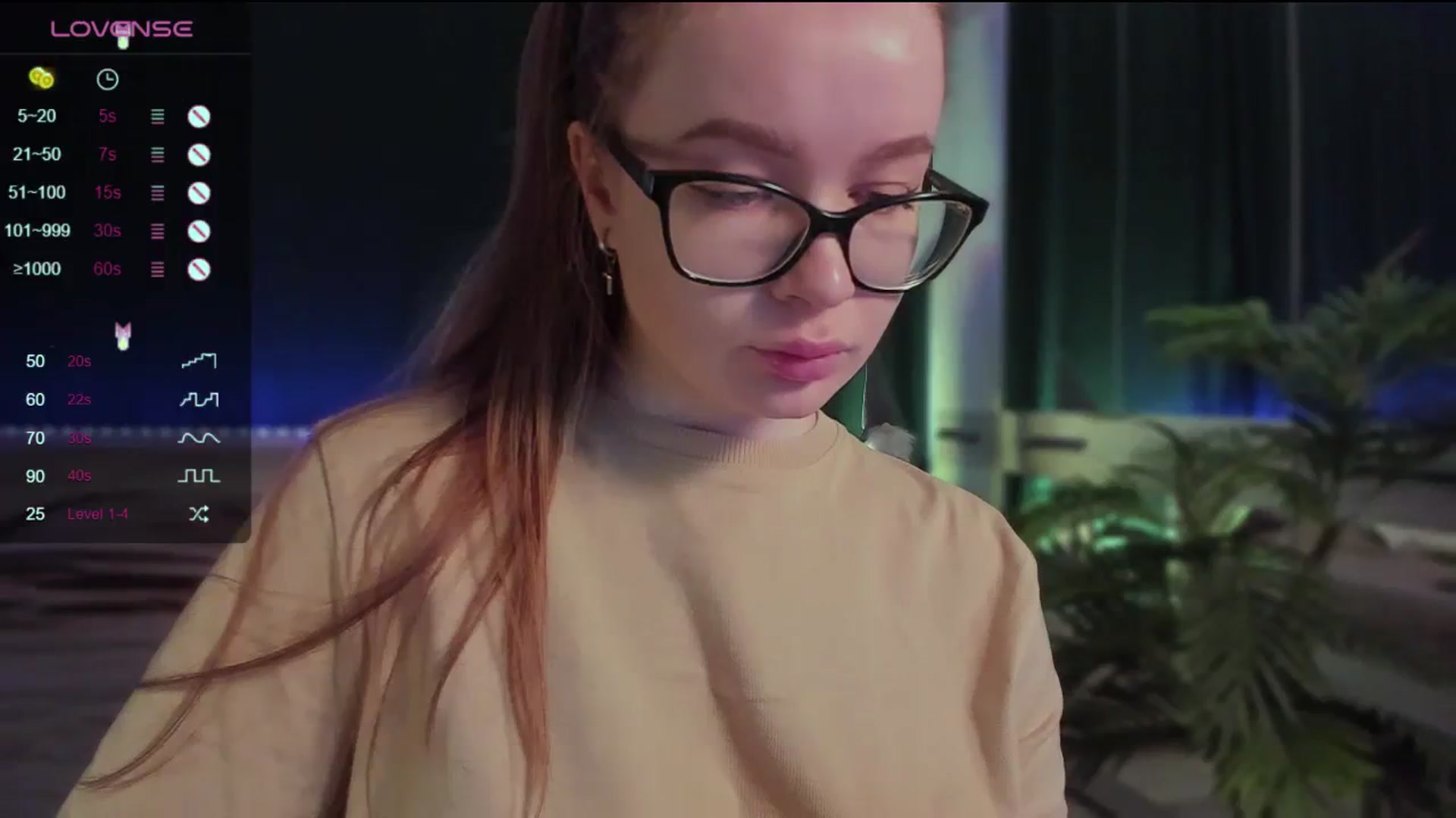 Gallery image thumbnail from VirtualGirl_'s myfreecams stream on, 11/12/2023, 10:08 image 17 of 20