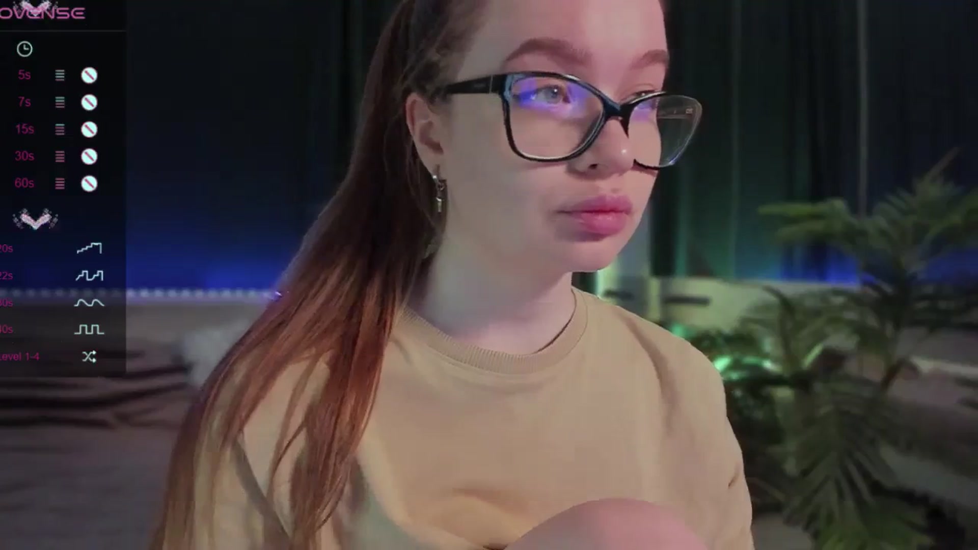 Gallery image thumbnail from VirtualGirl_'s myfreecams stream on, 11/12/2023, 10:08 image 4 of 20
