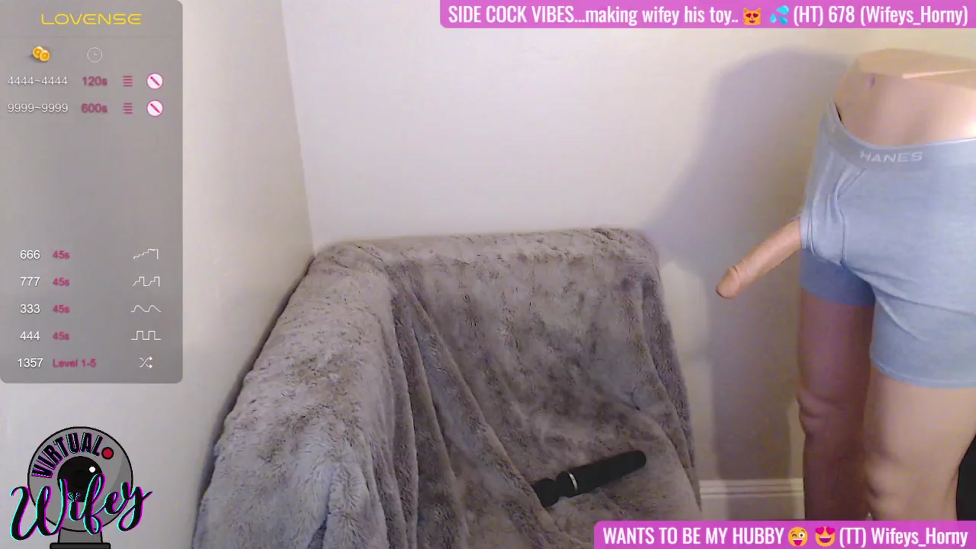 Gallery image thumbnail from Virtual_Wifey's myfreecams stream on, 01/27/2024, 17:14 image 10 of 20