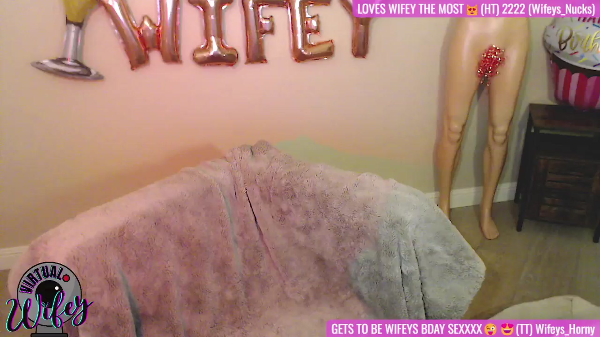 Gallery image thumbnail from Virtual_Wifey's myfreecams stream on, 02/03/2024, 12:14 image 3 of 20