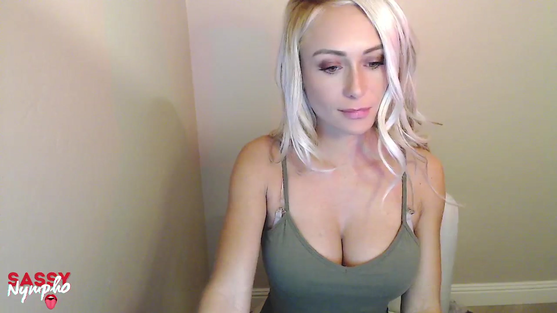 Gallery image thumbnail from Virtual_Wifey's myfreecams stream on, 02/20/2024, 10:05 image 6 of 20