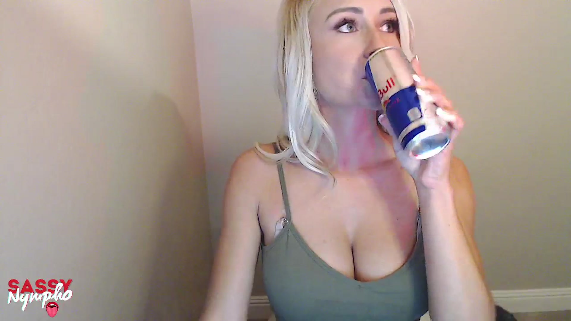 Gallery image thumbnail from Virtual_Wifey's myfreecams stream on, 02/20/2024, 10:05 image 17 of 20