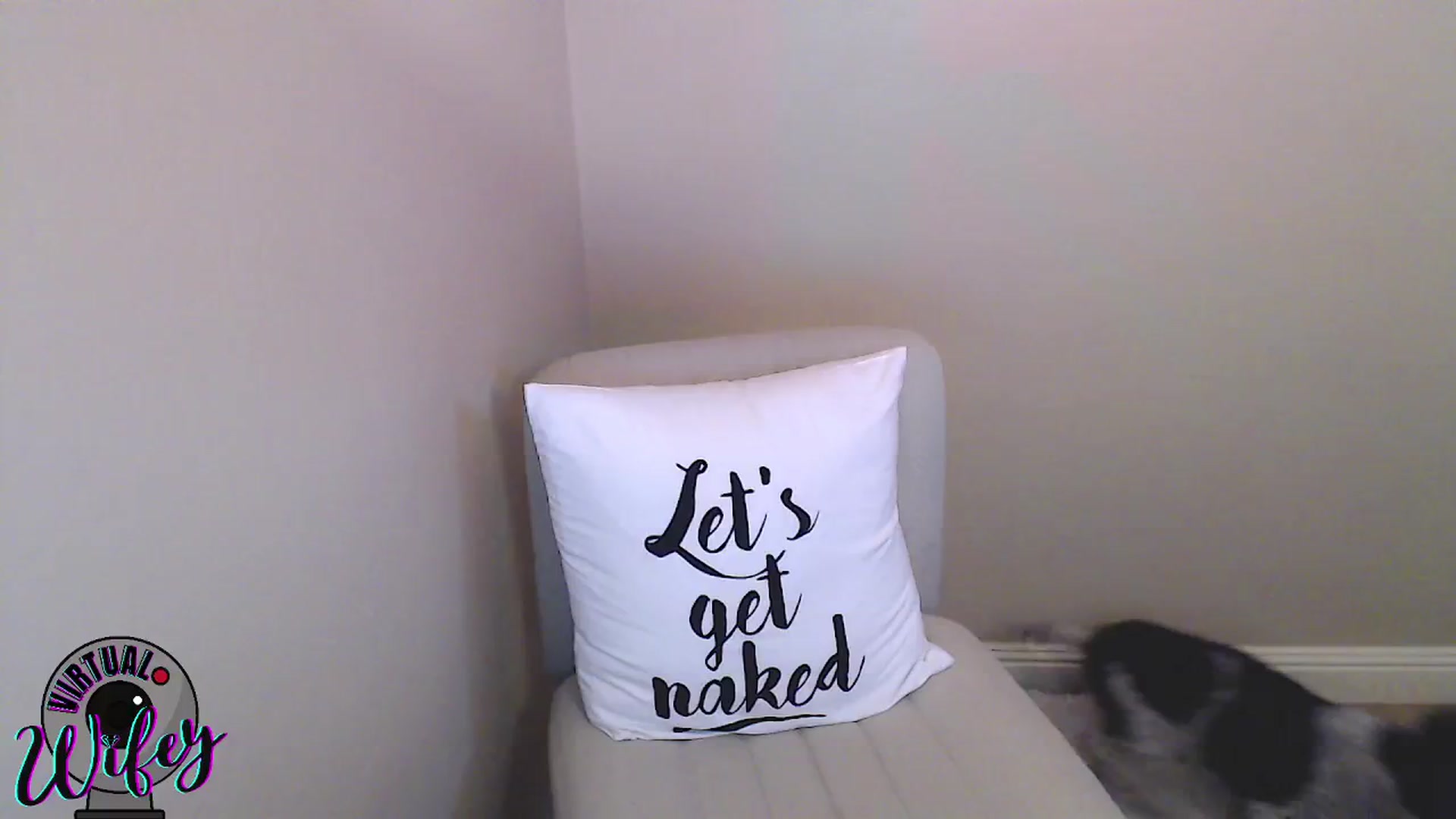 Gallery image thumbnail from Virtual_Wifey's myfreecams stream on, 02/20/2024, 18:31 image 1 of 20