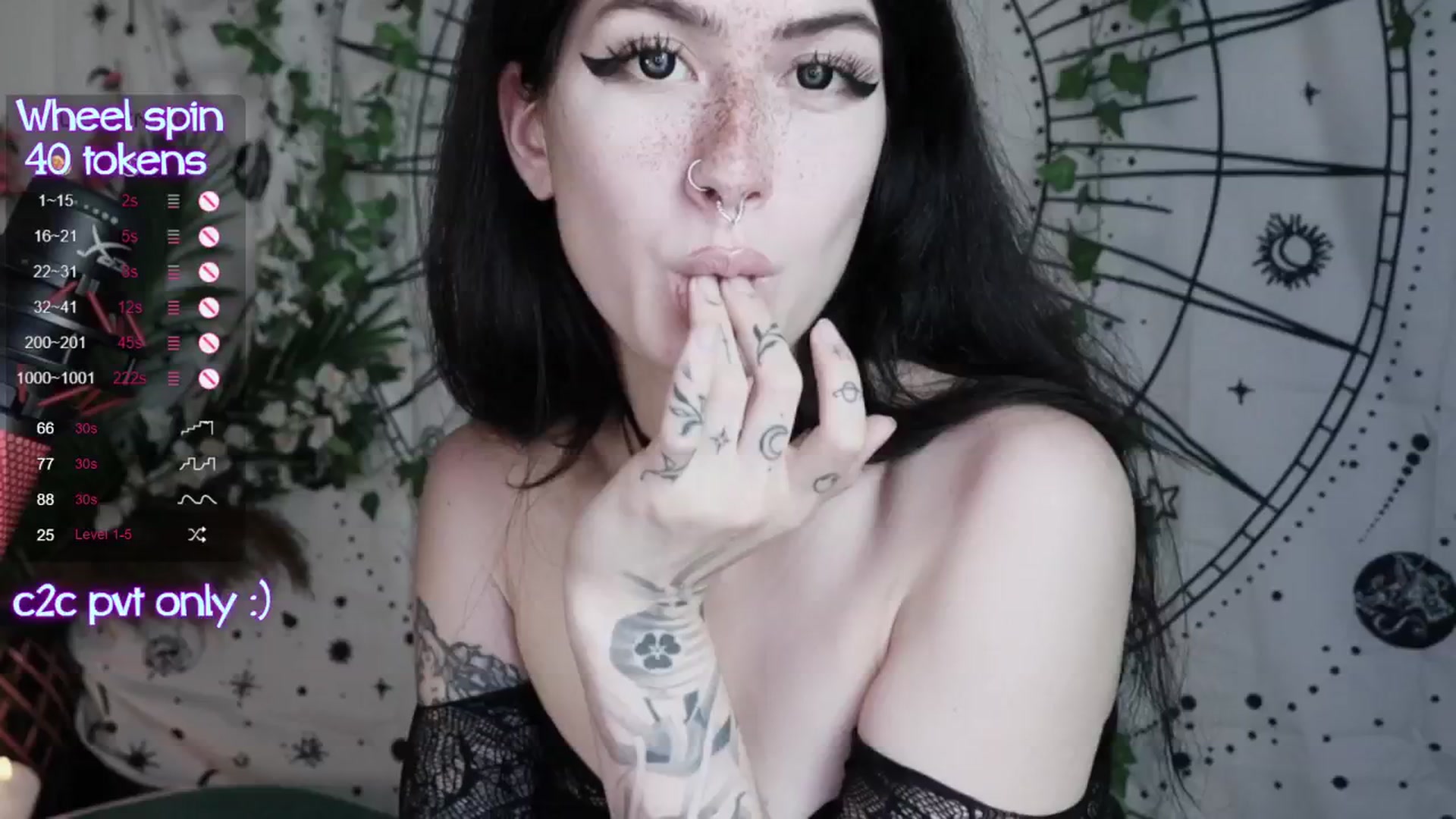 Gallery image thumbnail from Virtual_wafu's myfreecams stream on, 07/21/2024, 16:29 image 13 of 20