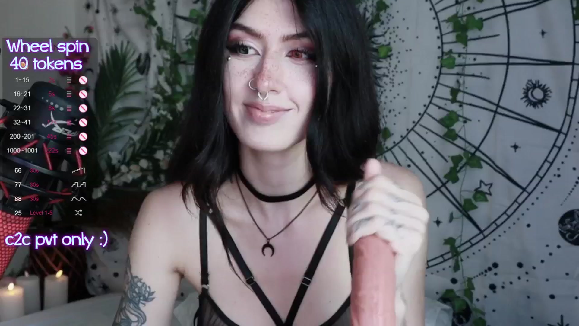 Gallery image thumbnail from Virtual_wafu's myfreecams stream on, 07/27/2024, 15:11 image 4 of 20