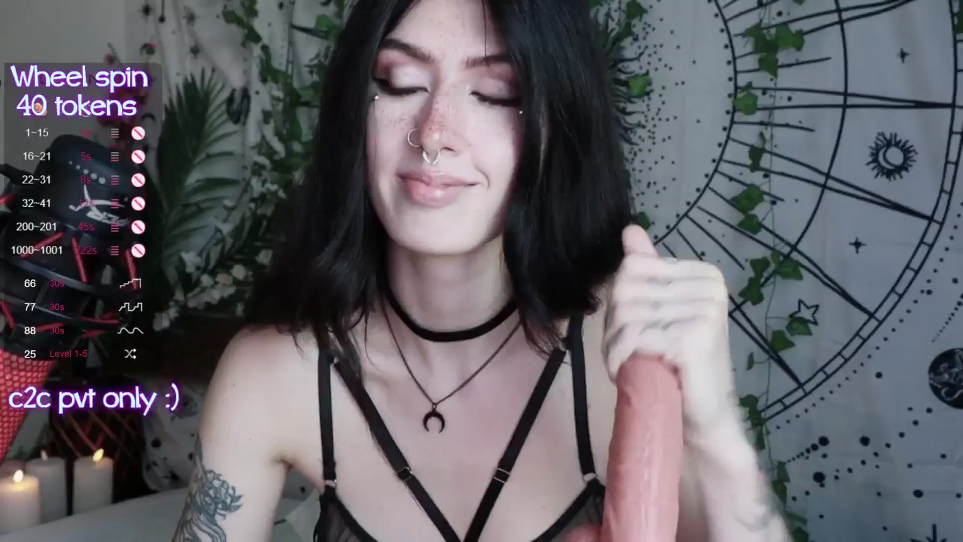 Gallery image thumbnail from Virtual_wafu's myfreecams stream on, 07/27/2024, 15:11 image 5 of 20