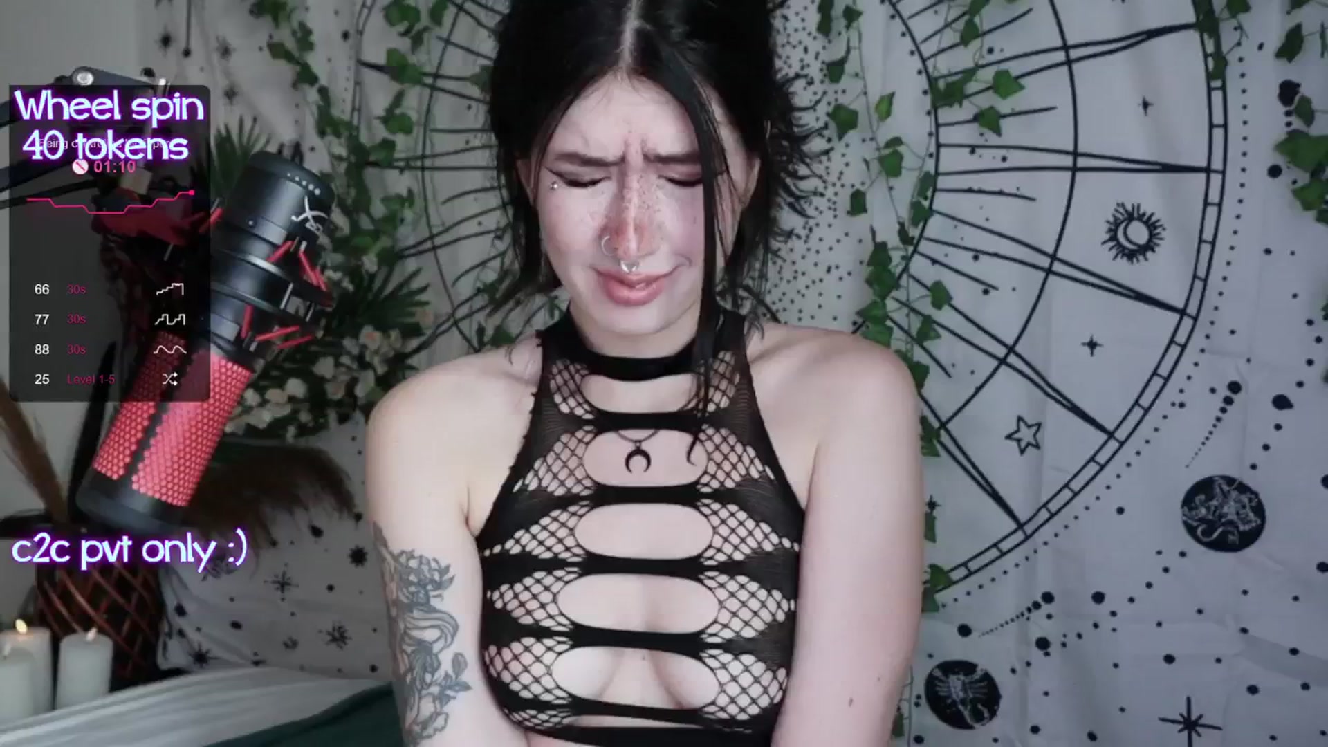Gallery image thumbnail from Virtual_wafu's myfreecams stream on, 08/04/2024, 16:51 image 13 of 20