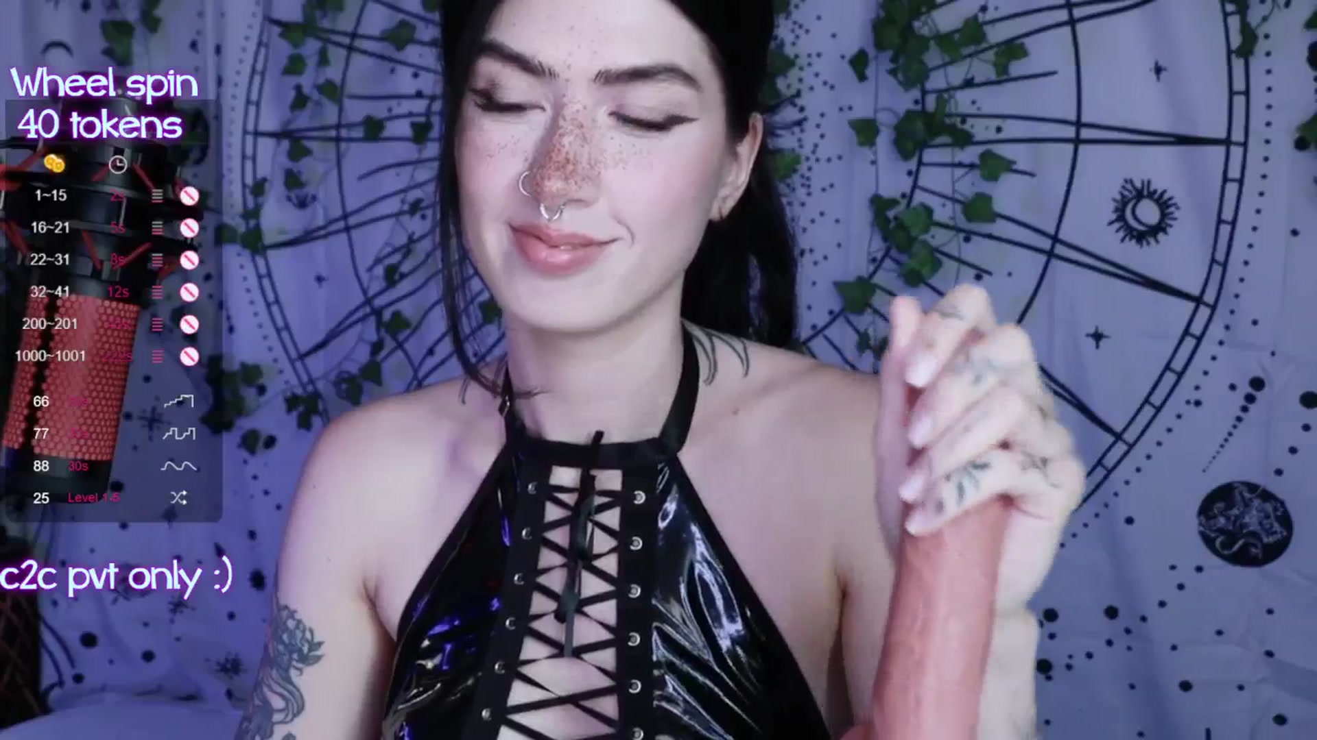 Gallery image thumbnail from Virtual_wafu's myfreecams stream on, 08/15/2024, 18:20 image 6 of 20