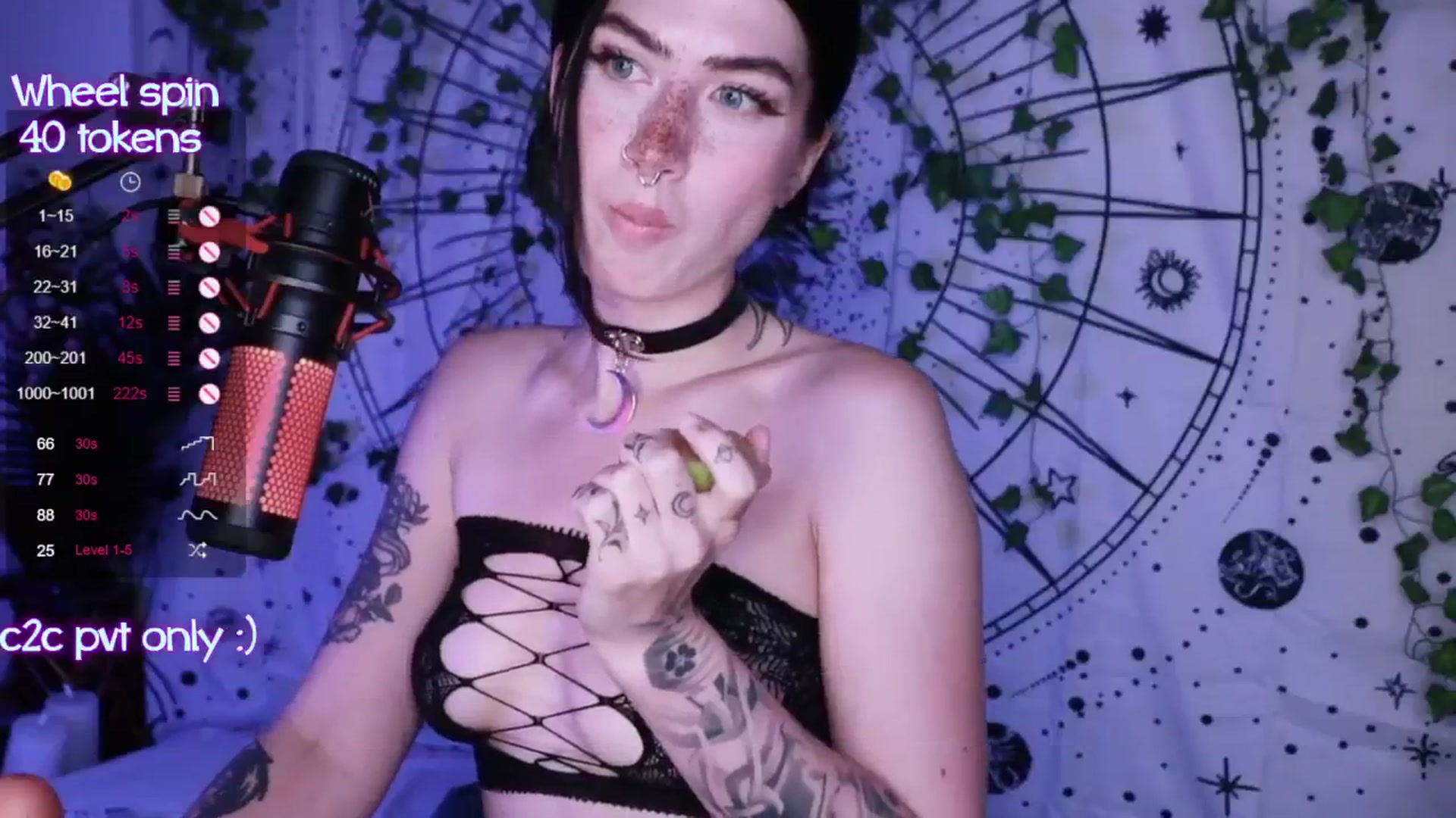Gallery image thumbnail from Virtual_wafu's myfreecams stream on, 08/15/2024, 18:20 image 19 of 20