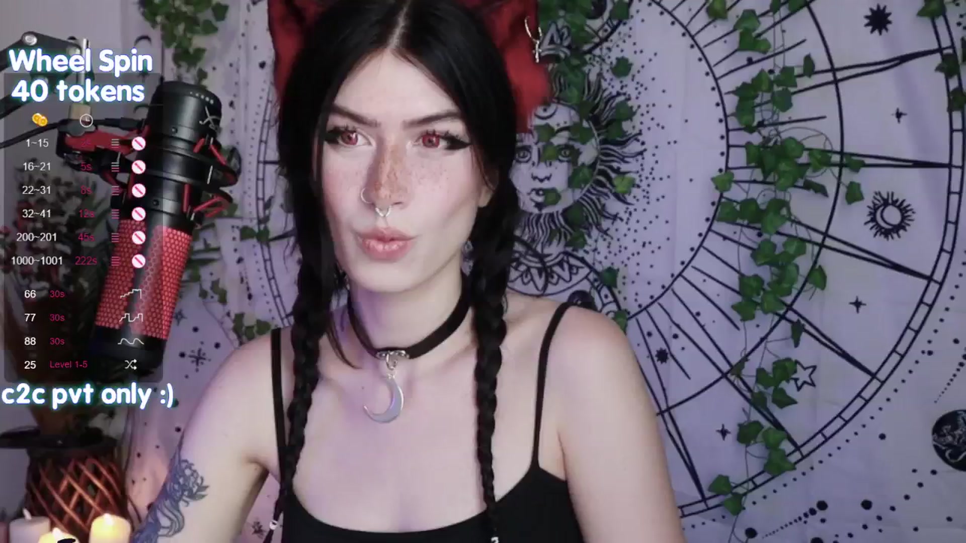 Gallery image thumbnail from Virtual_wafu's myfreecams stream on, 08/26/2024, 17:32 image 4 of 20