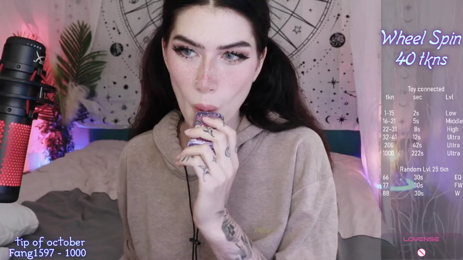 Gallery image thumbnail from Virtual_wafu's myfreecams stream on, 10/06/2024, 12:40 image 10 of 20