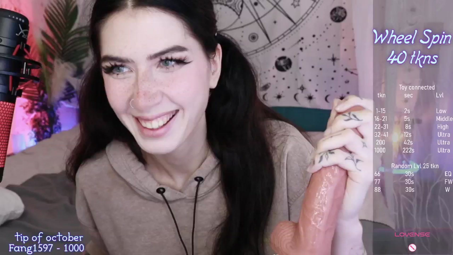 Gallery image thumbnail from Virtual_wafu's myfreecams stream on, 10/06/2024, 12:40 image 12 of 20