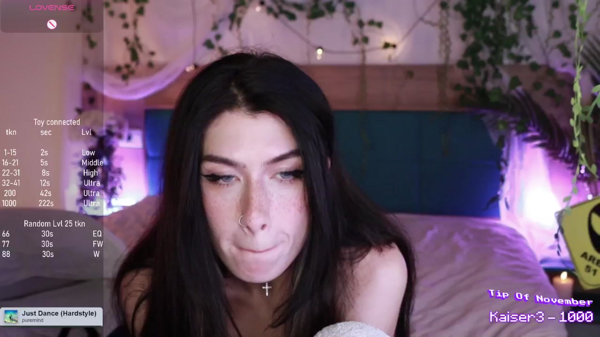 Gallery image thumbnail from Virtual_wafu's myfreecams stream on, 11/07/2024, 18:35 image 1 of 20