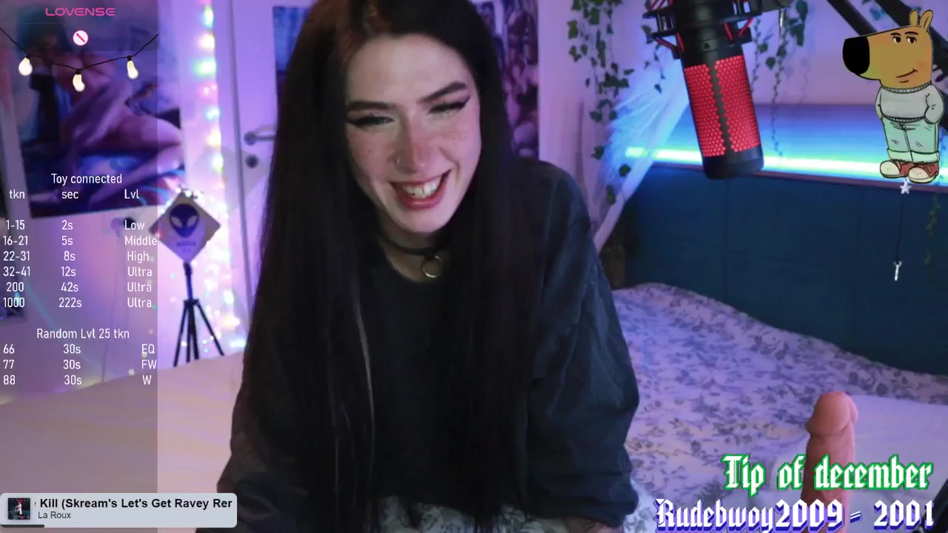 Gallery image thumbnail from Virtual_wafu's myfreecams stream on, 12/08/2024, 16:20 image 14 of 20