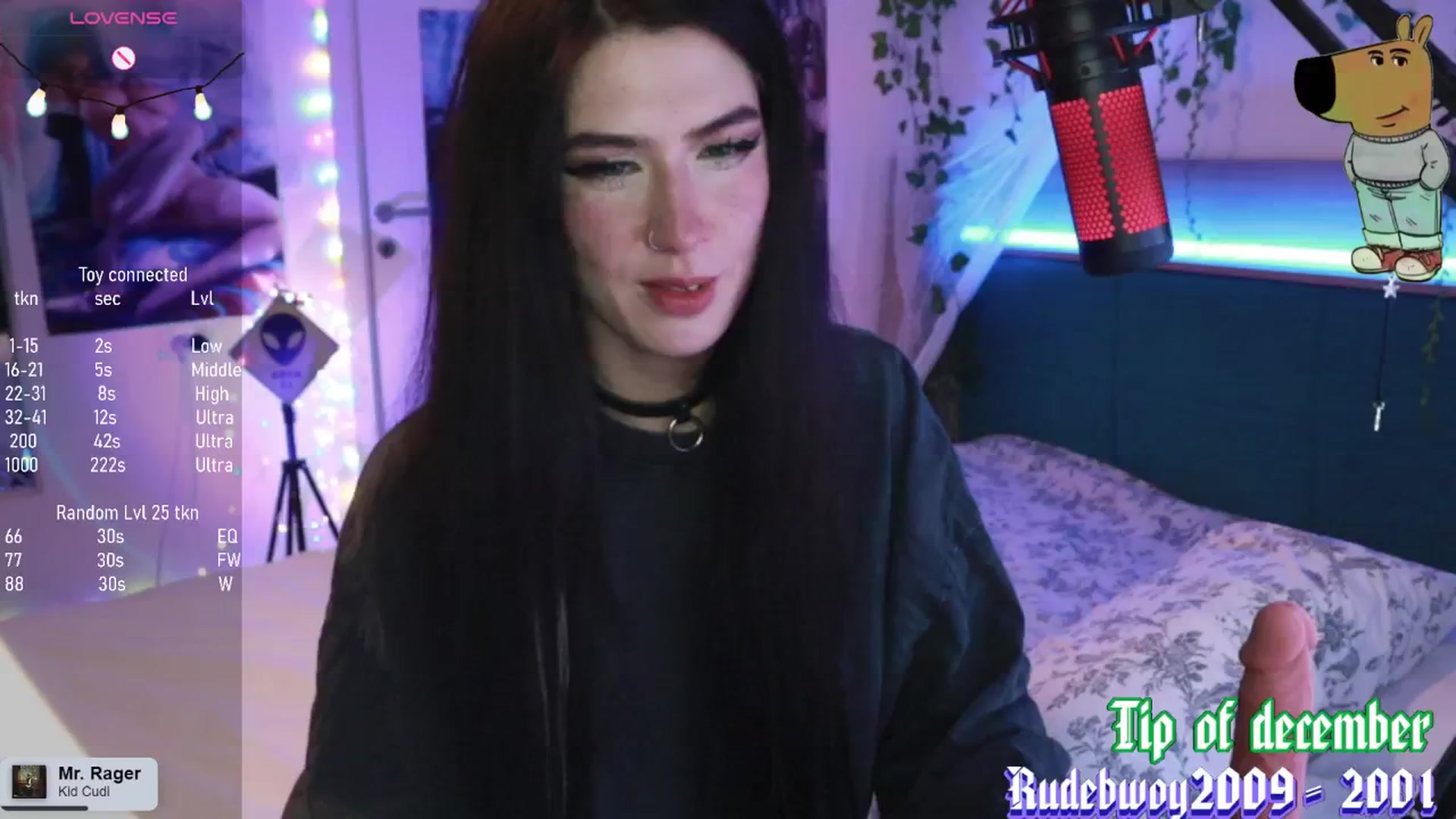 Gallery image thumbnail from Virtual_wafu's myfreecams stream on, 12/08/2024, 16:20 image 15 of 20
