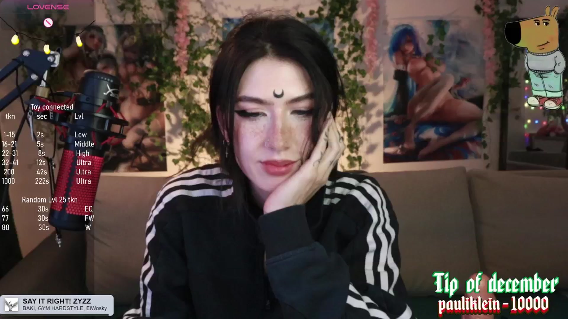 Gallery image thumbnail from Virtual_wafu's myfreecams stream on, 12/15/2024, 18:10 image 16 of 20