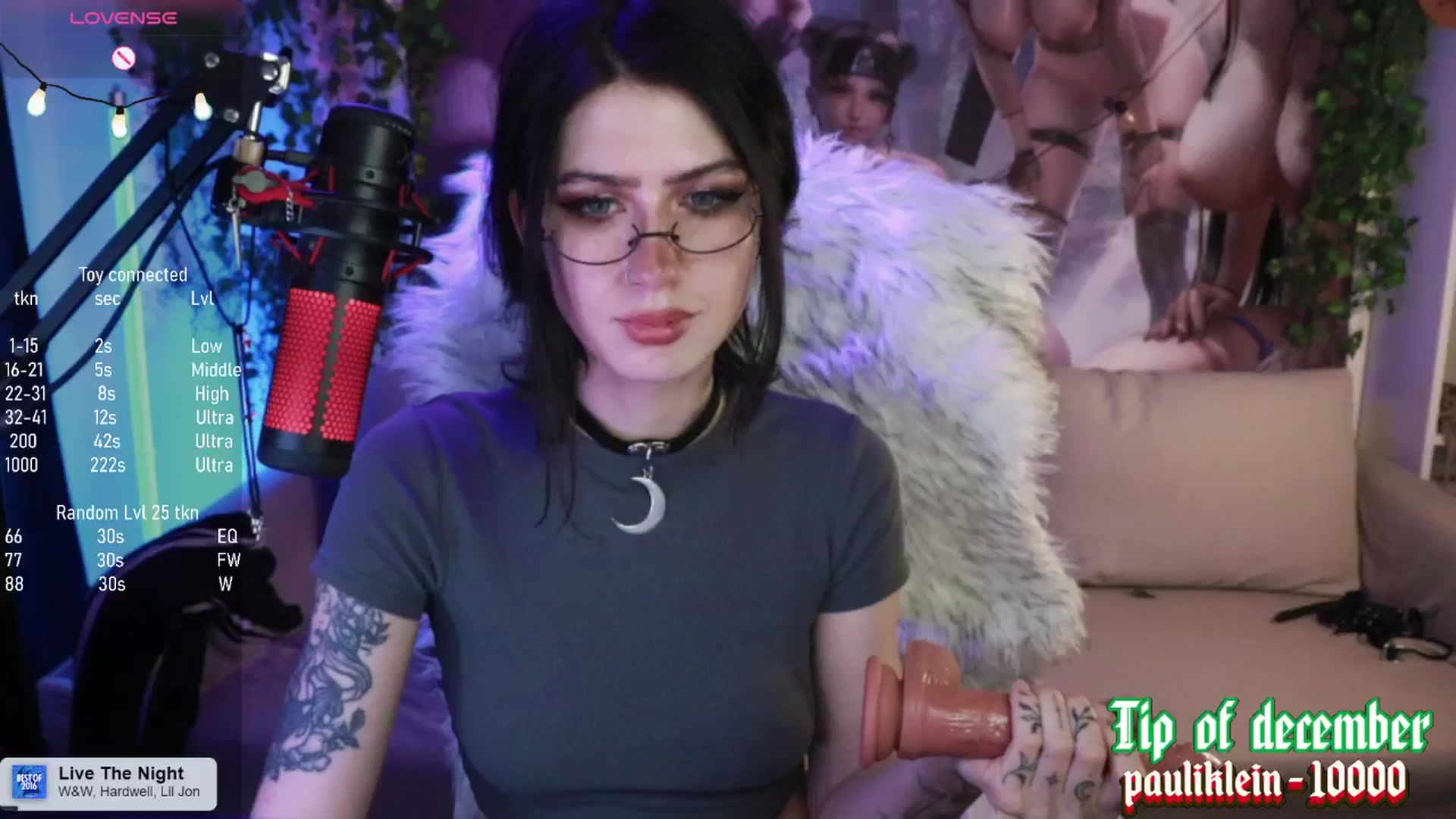Gallery image thumbnail from Virtual_wafu's myfreecams stream on, 12/20/2024, 15:12 image 7 of 20