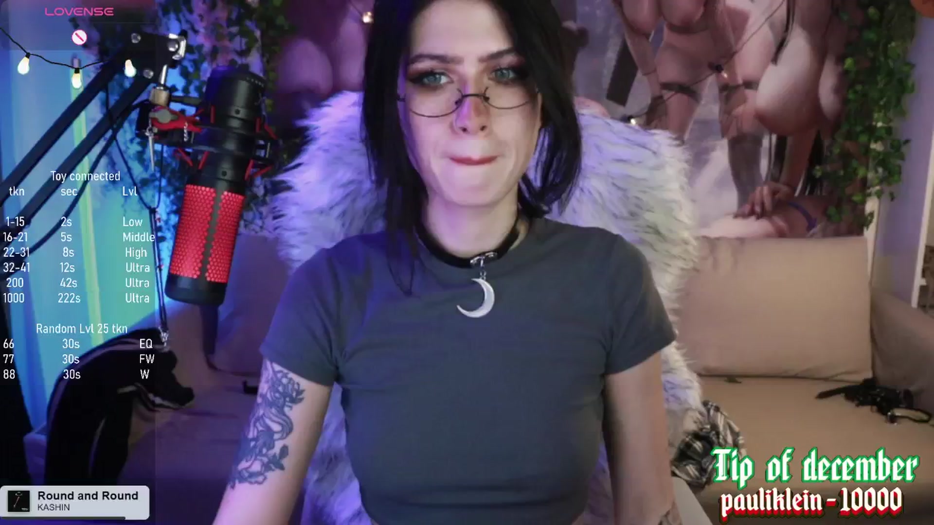 Gallery image thumbnail from Virtual_wafu's myfreecams stream on, 12/20/2024, 15:12 image 13 of 20