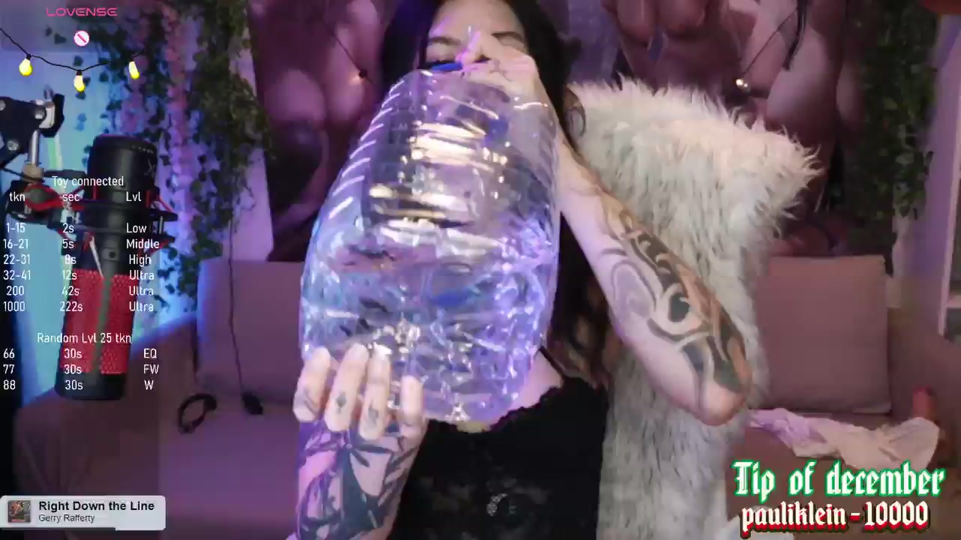 Gallery image thumbnail from Virtual_wafu's myfreecams stream on, 12/29/2024, 14:48 image 16 of 20