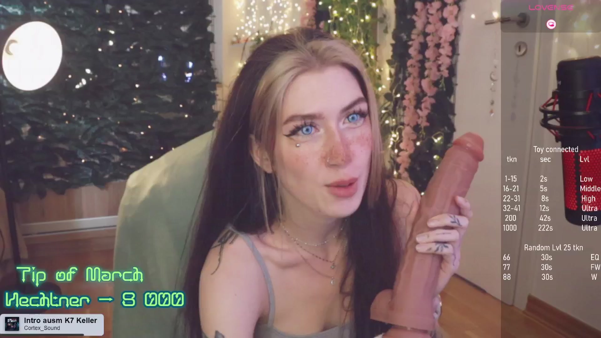 Gallery image thumbnail from Virtual_wafu's myfreecams stream on, 03/29/2025, 13:57 image 9 of 20