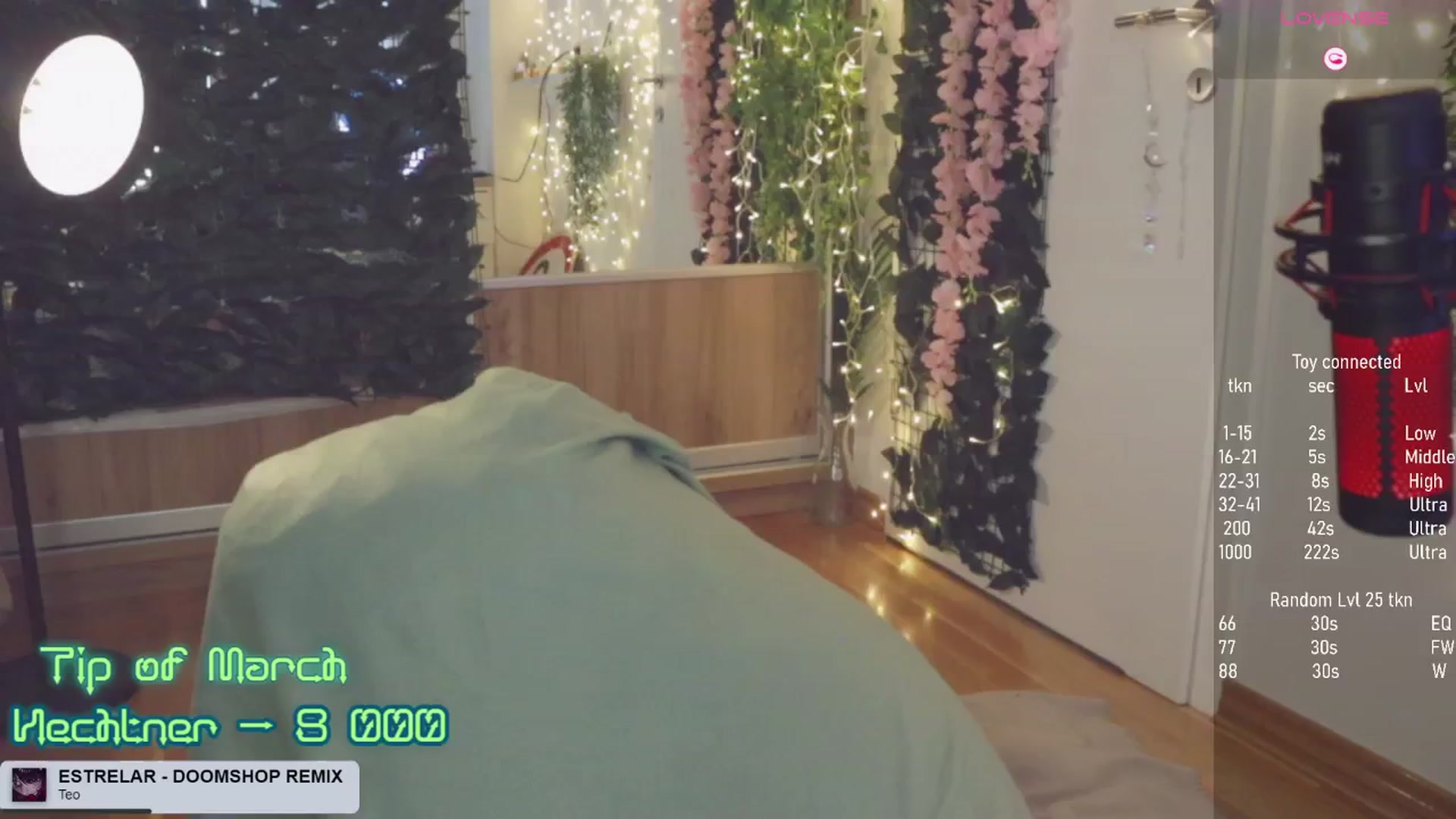 Gallery image thumbnail from Virtual_wafu's myfreecams stream on, 03/30/2025, 13:11 image 8 of 20