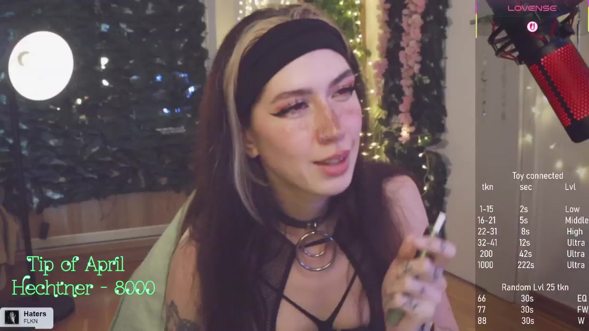 Gallery image thumbnail from Virtual_wafu's myfreecams stream on, 04/19/2025, 16:40 image 8 of 20