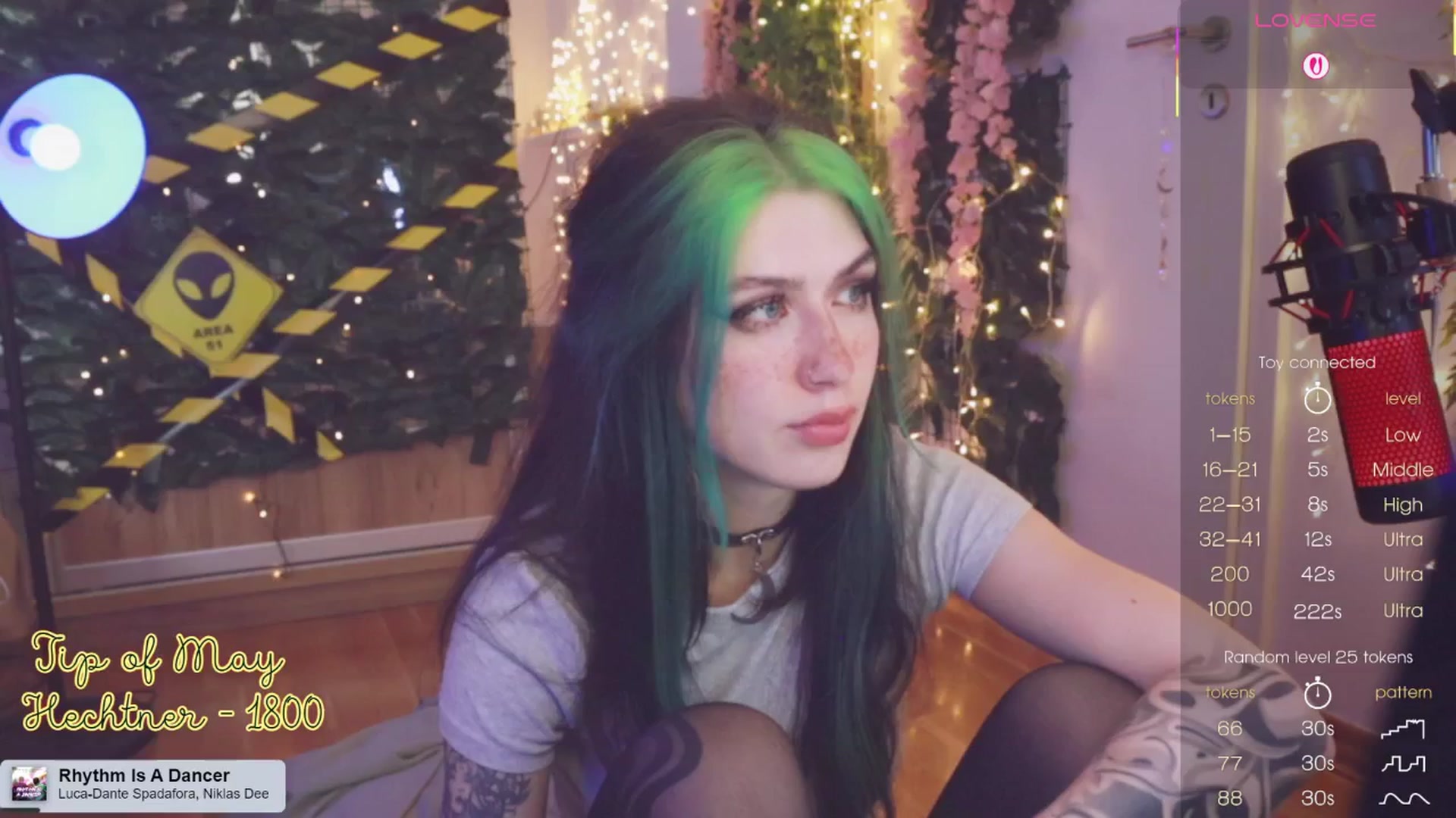Gallery image thumbnail from Virtual_wafu's myfreecams stream on, 05/06/2025, 15:55 image 3 of 20