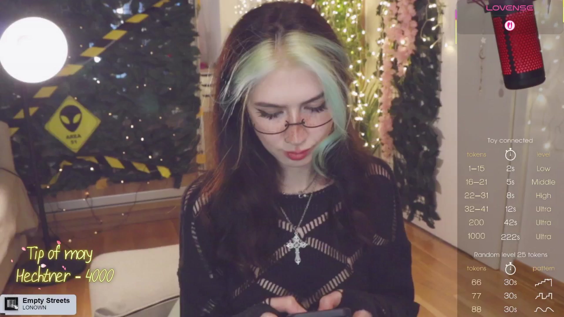 Gallery image thumbnail from Virtual_wafu's myfreecams stream on, 05/25/2025, 17:01 image 5 of 20