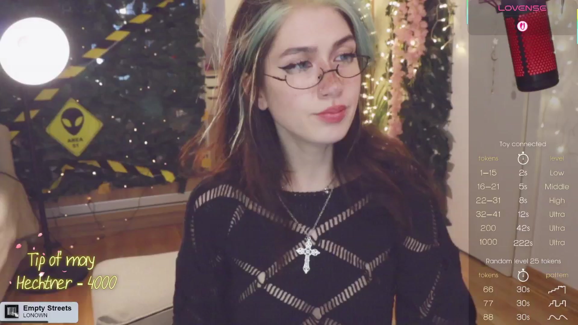 Gallery image thumbnail from Virtual_wafu's myfreecams stream on, 05/25/2025, 17:01 image 6 of 20