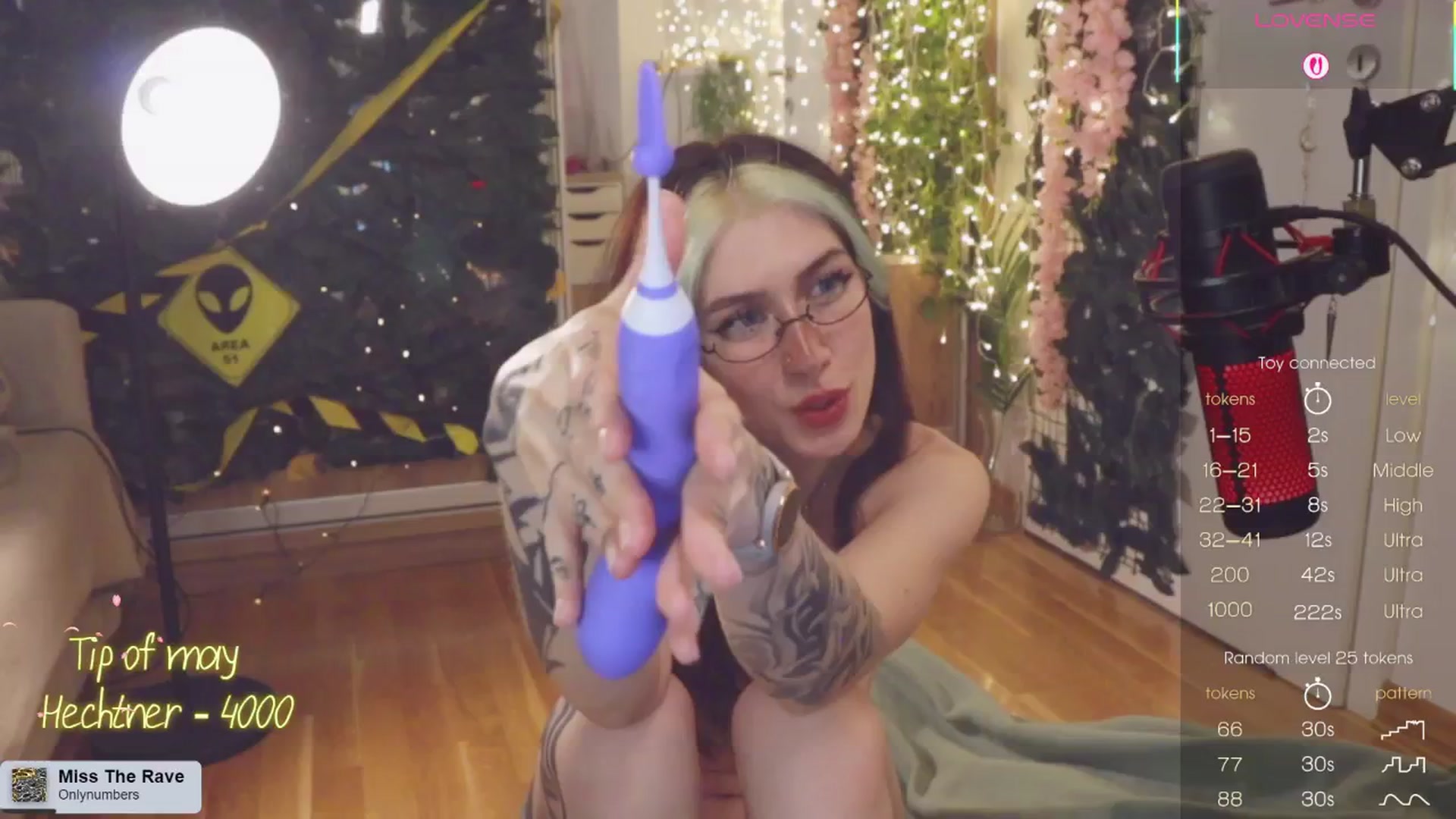 Gallery image thumbnail from Virtual_wafu's myfreecams stream on, 05/25/2025, 18:42 image 11 of 20