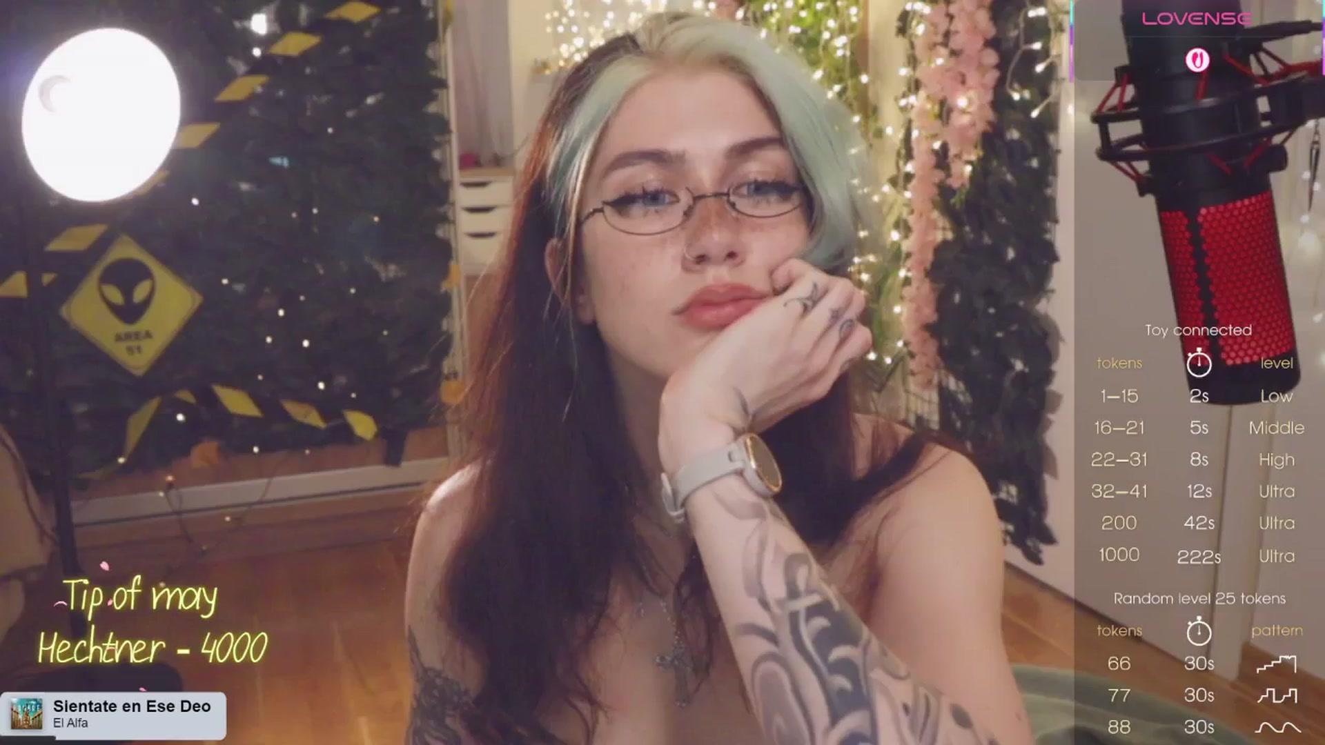Gallery image thumbnail from Virtual_wafu's myfreecams stream on, 05/25/2025, 18:42 image 7 of 20