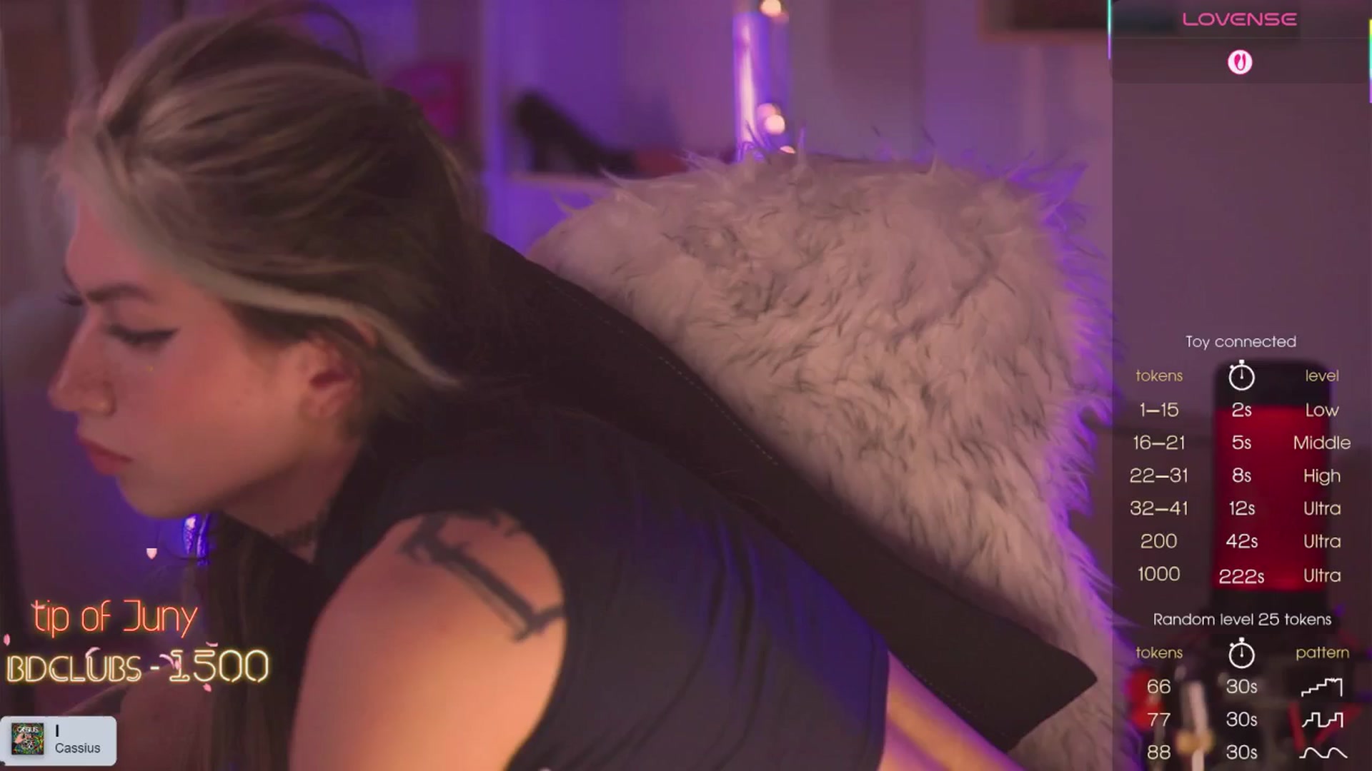Gallery image thumbnail from Virtual_wafu's myfreecams stream on, 06/26/2025, 14:28 image 19 of 20
