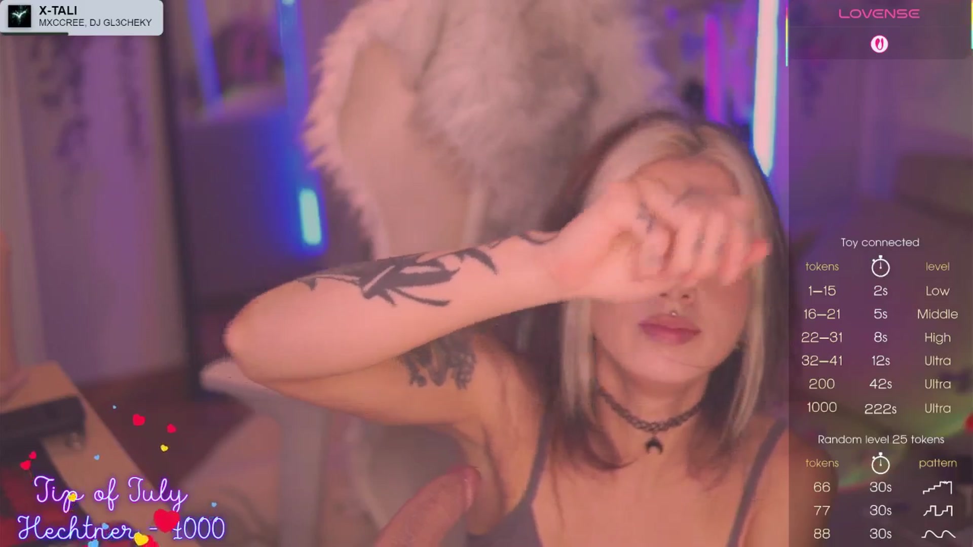 Gallery image thumbnail from Virtual_wafu's myfreecams stream on, 07/15/2025, 09:54 image 16 of 20