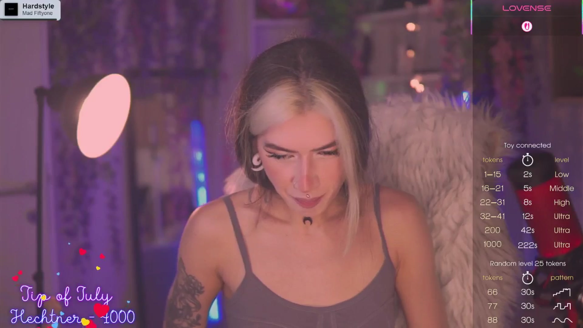 Gallery image thumbnail from Virtual_wafu's myfreecams stream on, 07/15/2025, 09:54 image 3 of 20