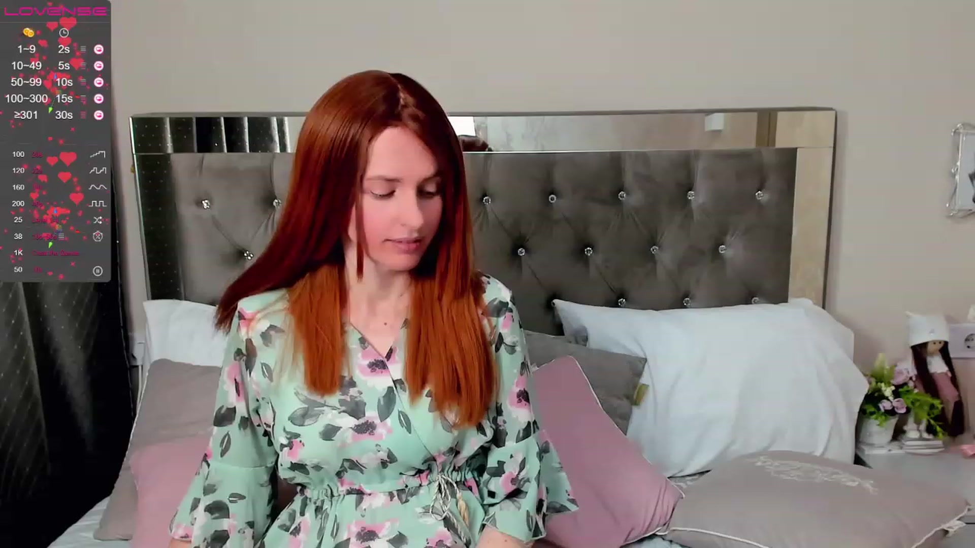 Gallery image thumbnail from VitaCraft_'s myfreecams stream on, 01/02/2023, 10:19 image 13 of 20