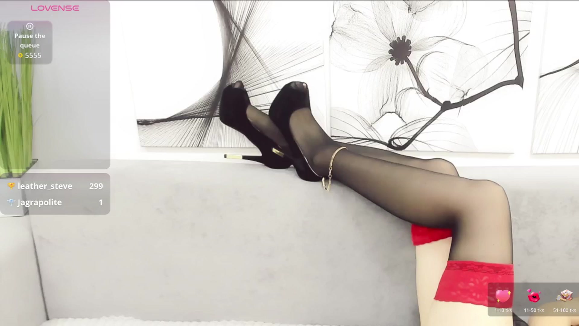 Gallery image thumbnail from VitaCraft_'s myfreecams stream on, 12/18/2025, 12:50 image 9 of 20